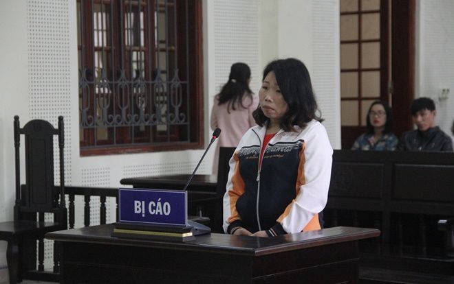 Em gái 14 tuổi bị chị họ bán đứng cho người đàn ông Trung Quốc với giá 200 triệu đồng