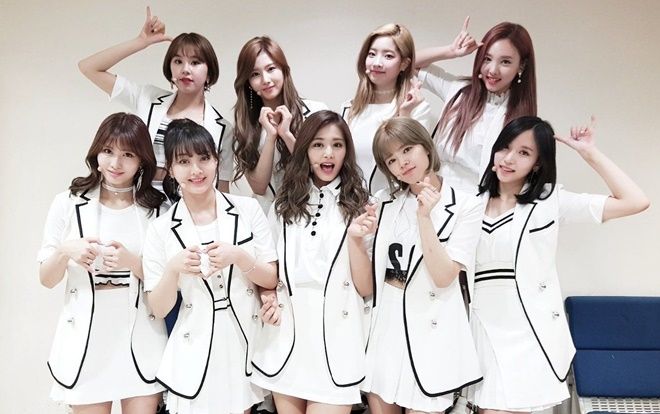Giữa biển scandal, JYP Entertainment lên tiếng bảo vệ con gái cưng TWICE làm ấm lòng người hâm mộ