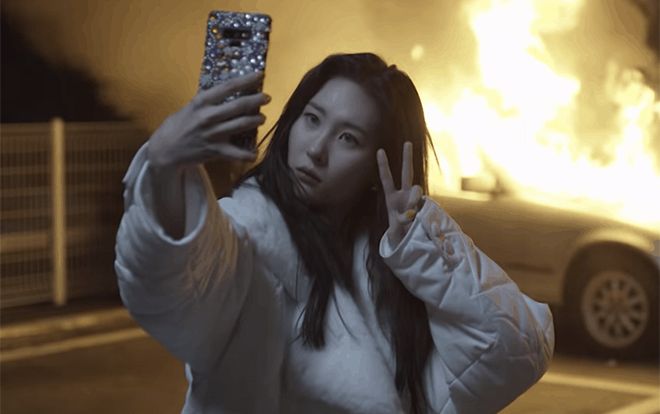 'Tiên tri' về Seungri trong quá khứ, bỏ theo dõi Jung Joon Young: Sunmi đích thị là cameo scandal xuất sắc nhất