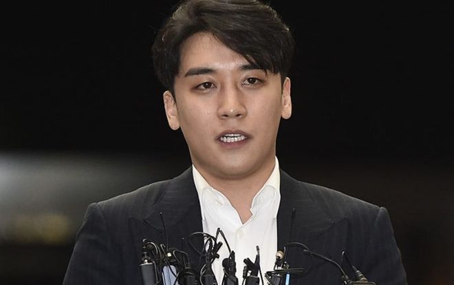Giữa scandal rúng động, hơn 10.000 fan ký tên bênh vực Seungri: 'Anh ấy vẫn vô tội trước khi được chứng minh… có tội'