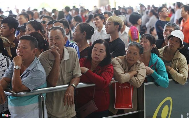 Vì sao Tân Sơn Nhất bị xếp 'bét bảng' về chất lượng dịch vụ?