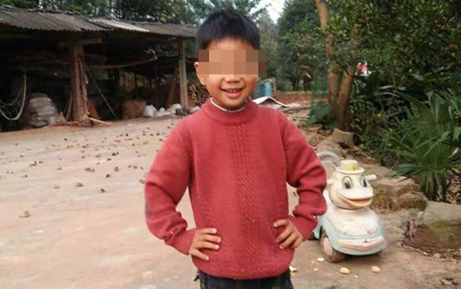 Cậu bé 5 tuổi sống sót thần kỳ sau khi tim ngừng đập gần 2 tiếng