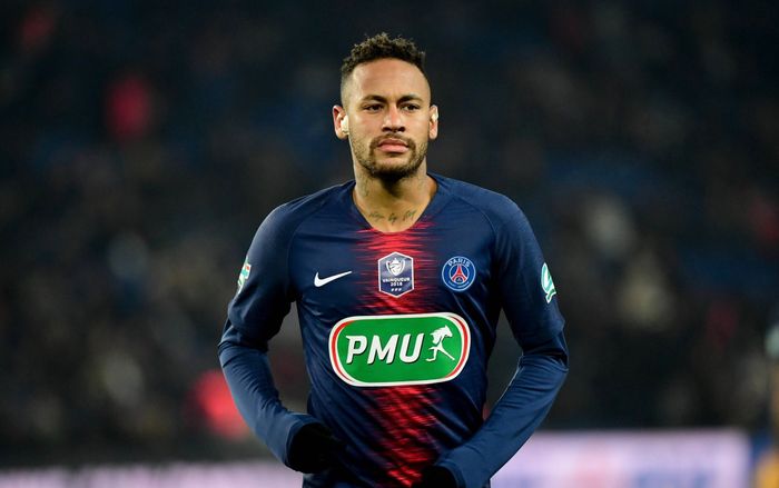 Neymar kém may mắn hay do truyền thông thổi phồng?