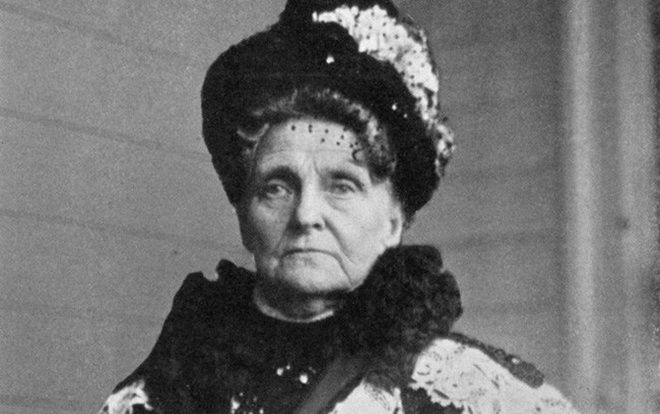 Chuyện về người đàn bà giàu nhất nước Mỹ và cuộc sống bần cùng không tưởng: Bỏ chồng vì sợ gánh nợ, hại con trai cưa cả chân