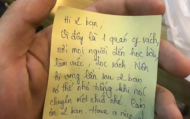 Được cô gái dúi vào tay mẩu giấy, thanh niên 'tưởng bở' được gái xinh xin Facebook làm quen và sự thật phũ phàng