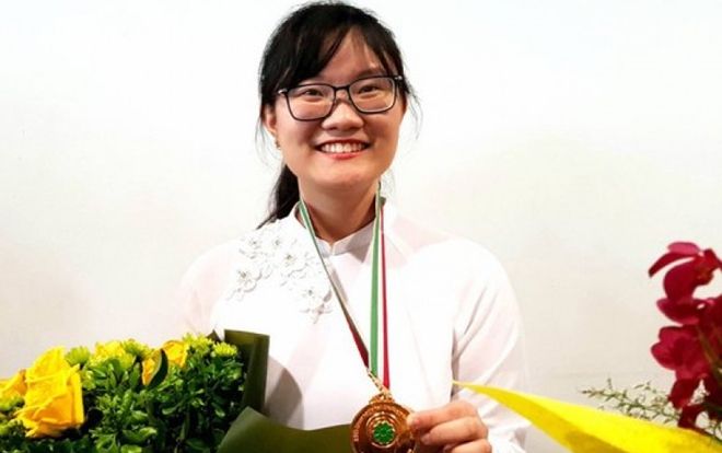 Nữ sinh 2000 đạt kỷ lục điểm thi Olympic cao nhất thế giới giành học bổng toàn phần ở ĐH MIT