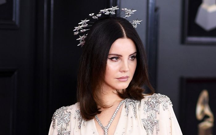 Album mới nhất của Lana Del Rey đã hoàn tất, tuy nhiên nàng lại tỉnh bơ ngày đưa lên kệ