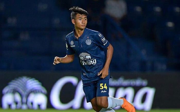 Thần đồng 16 tuổi của U23 Thái Lan có giá ngang Công Phượng chuẩn bị đấu U23 Việt Nam
