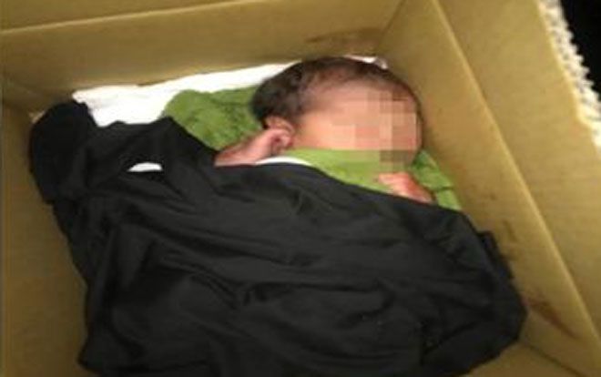 Thấy thùng carton rung rắc, người đi đường mở ra và phát hiện tội ác của người phụ nữ Việt trên đất Đài Loan