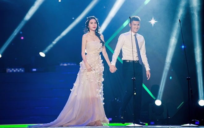 Công Vinh và Thủy Tiên tiết lộ lí do bất ngờ khi chưa sinh thêm con