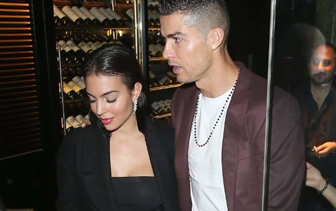 Bị đồn chửa ngoài ý muốn, vợ sắp cưới của Ronaldo phản ứng cực gắt