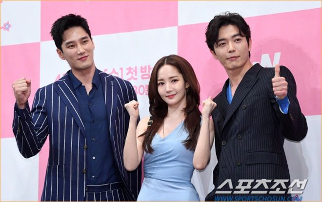 Họp báo 'Her Private Life': Park Min Young xinh tựa nữ thần bên Kim Jae Wook - Ahn Bo Hyun