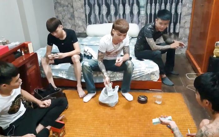 Chỉ một ngày sau khi bị cấm cửa, kênh YouTube 'Khá Bảnh' đã quay trở lại và lợi hại hơn xưa