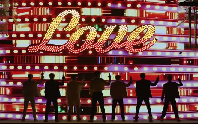Hợp tác cùng Halsey nhưng BTS lại tự trù mình ế vé concert trong teaser 'Boy With Luv'