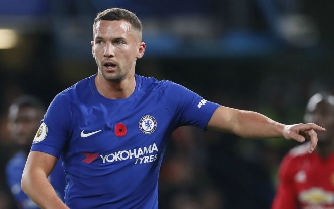 Uống rượu giải khuây, sao Chelsea nhận cái kết đắng