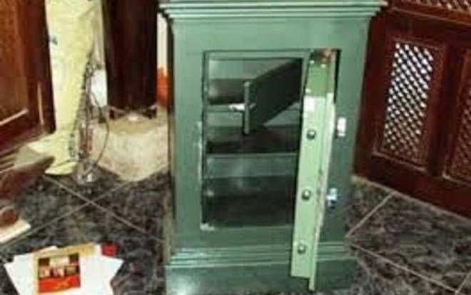 Nhiều đại gia Sài Gòn trình báo bị trộm đột nhập phá két sắt lấy đi tài sản hàng trăm triệu đồng