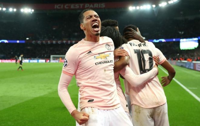 Sao MU tuyên bố toàn đội đã ăn mừng khi biết tin gặp Barca