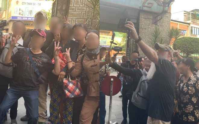 Cười cợt, check-in và thoải mái tạo dáng chụp ảnh lưu niệm trước tang lễ nghệ sĩ Anh Vũ gây bức xúc