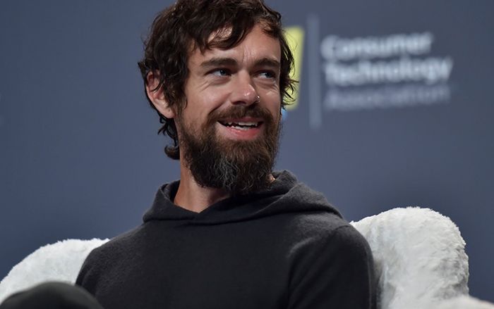 Sau khi được tăng lương, CEO Twitter nhận 1,40 USD cho cả năm làm việc