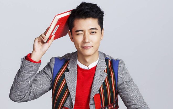 Sau scandal ngoại tình, Trương Đan Phong bị bới móc quá khứ: Vay tiền không trả, hút thuốc trước mặt trẻ con