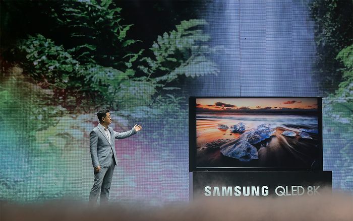 Samsung chính thức giới thiệu dòng sản phẩm TV QLED 8K tại Việt Nam
