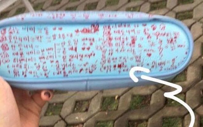 Góc IQ vô cực: Viết phao thi tiếng Anh bằng tiếng Hàn thách thức mọi giám thị
