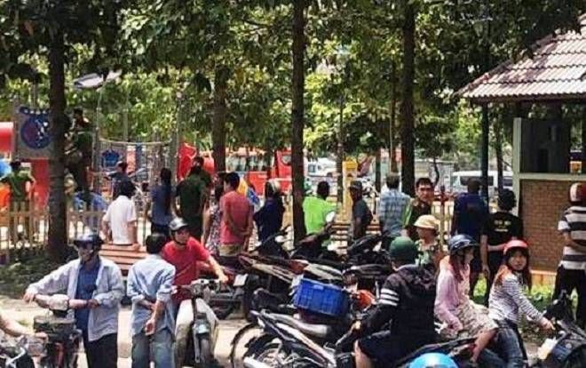 Bắt khẩn cấp yêu râu xanh cưỡng hiếp 2 bé gái trong công viên Sài Gòn