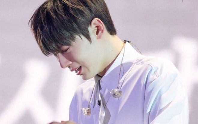 Minhyun bật khóc khi tái hợp cùng NU'EST, fan nghẹn ngào nhớ về khoảnh khắc tan rã của WANNA ONE ngày nào