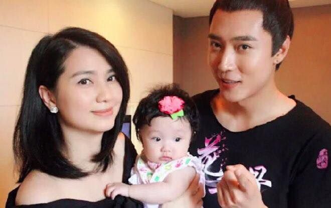 Vì sao 'bà cả' không lên tiếng nhưng scandal ngoại tình giữa Trương Đan Phong và cô bồ nhí ngày càng trở nên ầm ĩ?