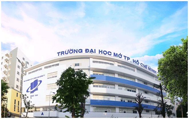 Trường ĐH Mở TP. HCM: Ngừng sử dụng chai nước nhựa, ống hút nhựa