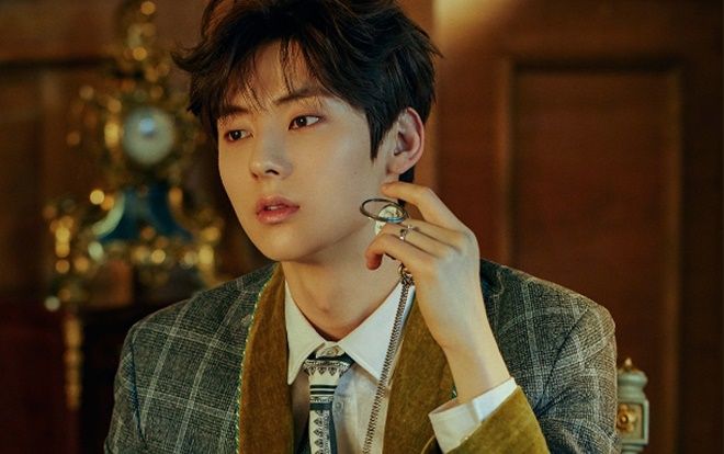 NU'EST lần đầu tung bộ ảnh comeback cùng Minhyun hậu WANNA ONE tan rã: Concept hoàn toàn đối lập!