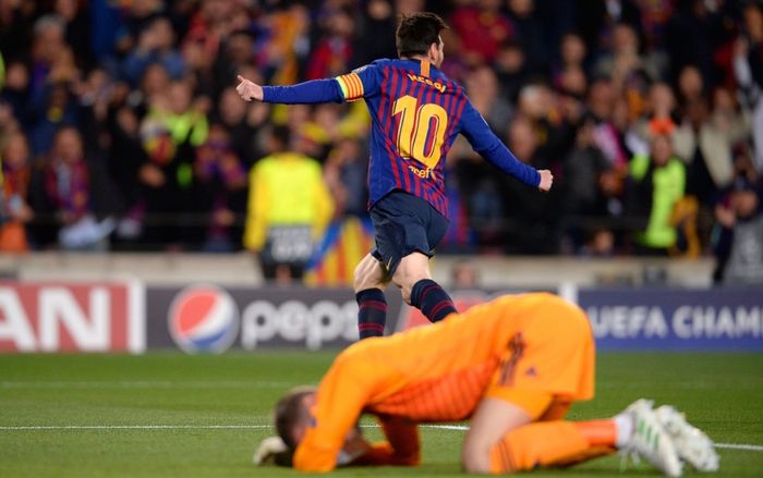 Thua Barca, Fan MU quay sang chỉ trích De Gea