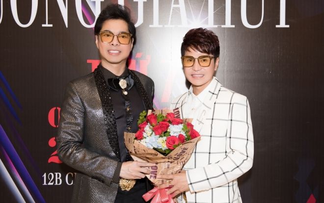 Lương Gia Huy quỳ gối tri ân thầy Ngọc Sơn trên sân khấu, thông báo liveshow 'Tri ân 2'