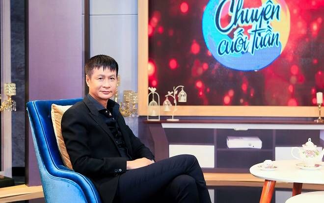 Đạo diễn Lê Hoàng khuyến khích đàn ông chụp ảnh khỏa thân, khoe vẻ đẹp cơ thể