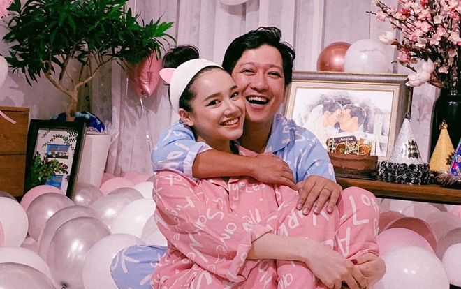 Nhã Phương ngọt ngào mừng sinh nhật Trường Giang: 'Hãy cứ thật vui, thế giới đã có em lo'