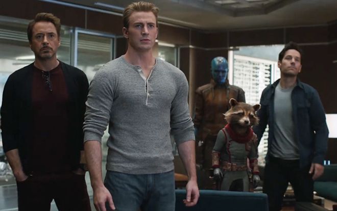 Trung Quốc thu 1735 nghìn tỷ đồng trước 3 ngày chiếu 'Avengers: Endgame', khán giả kêu gào vì giá vé tăng cao