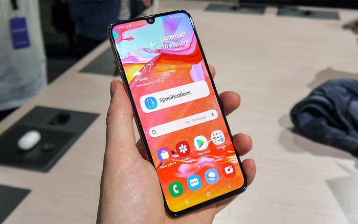 Samsung chính thức ra mắt Galaxy A70 tại Việt Nam: Màn hình vô cực, tích hợp công nghệ bảo mật vân tay