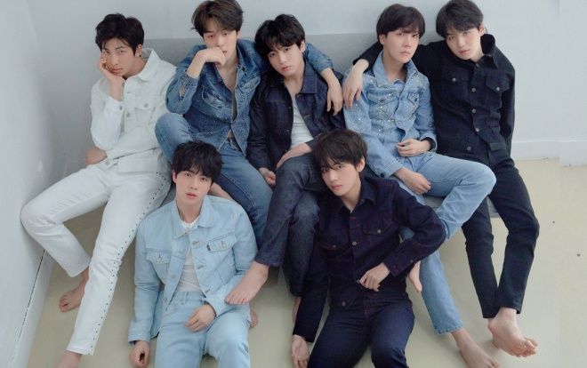 Những chàng trai BTS lại làm fan 'điên đảo' vì quá thân thiện: Hành động của Jimin đáng chú ý nhất!