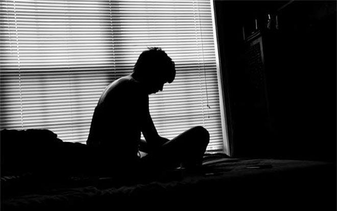 Thầy giáo 'săn' nam sinh để thỏa mãn nhu cầu tình dục của bản thân