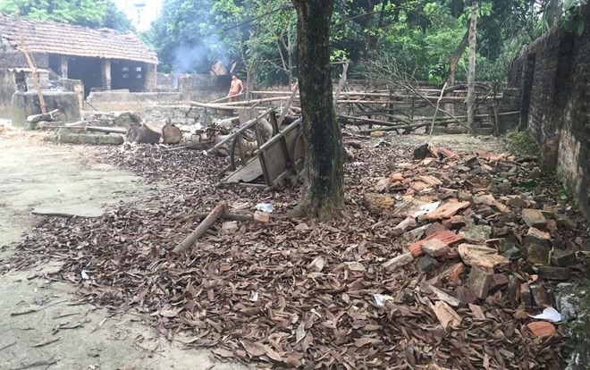 Vụ bác rể sát hại bé trai 7 tuổi: Thi thể buộc chặt trong bao tải, chôn sâu dưới đống gạch đá