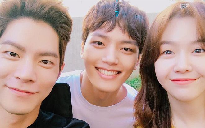 Park Bo Gum đặt lịch quay lại Philippines - Teaser tiếp theo của 'My Absolute Boyfriend' được tung ra