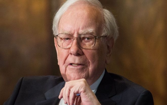 Dù đã ở tuổi 88, tỷ phú Warren Buffett vẫn ăn McDonald’s 3 lần mỗi tuần và uống Coca đều đặn khi nói ông 'không sợ cái chết'
