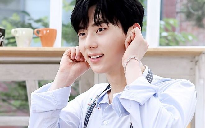 Minhyun bị đồng đội trong NU'EST tố cáo 'điệu chảy nước', ưa sạch sẽ: Trạch nam của WANNA ONE mà lị!