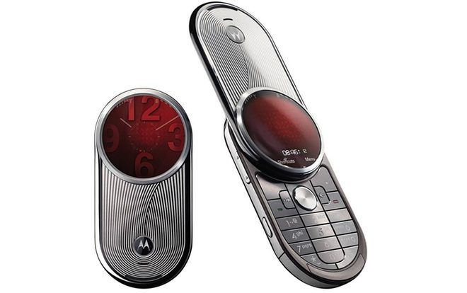 20 chiếc điện thoại củ chuối nhất thế kỷ, và tại sao chúng lại tệ đến thế