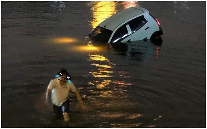 Xe ô tô lao xuống hồ Linh Đàm trong đêm, tài xế hốt hoảng đẩy cửa chạy thoát thân