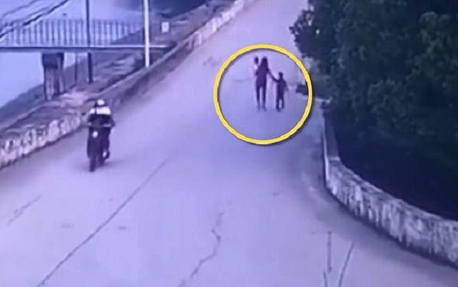 Cãi nhau với bố mẹ chồng, người phụ nữ dẫn 2 con gieo mình xuống sông tự tử