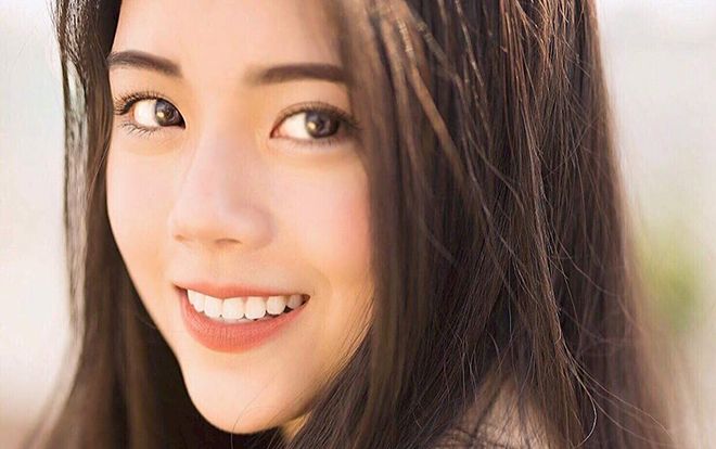 Nữ sinh Ngoại thương đa tài, sở hữu gương mặt xinh xắn 'hút hồn' người đối diện