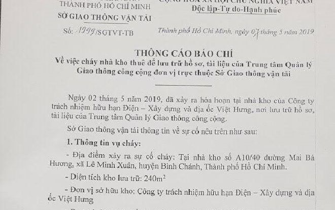 Cháy 2937 thùng hồ sơ, tài liệu trong nhà kho lưu trữ xe buýt ở Sài Gòn