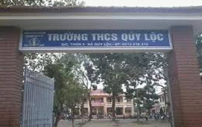 Nam sinh bị nhéo tai, bác ruột xông thẳng vào trường đánh thầy giáo