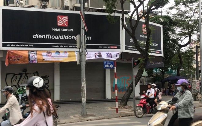 Hàng loạt chuỗi cửa hàng Nhật Cường mobile đóng cửa sau khi bị khám xét